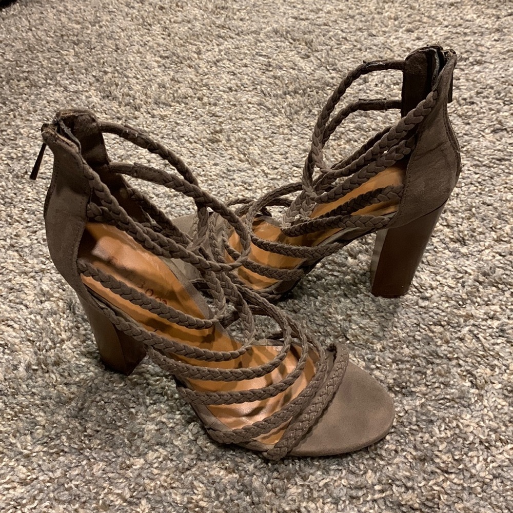 Cute boho heels. Size 7